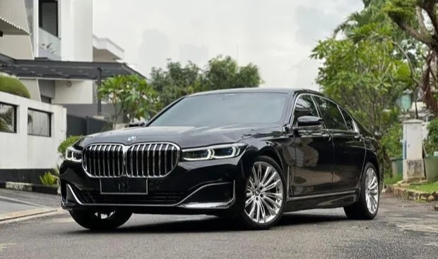 BMW 740Li