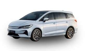 BYD M6