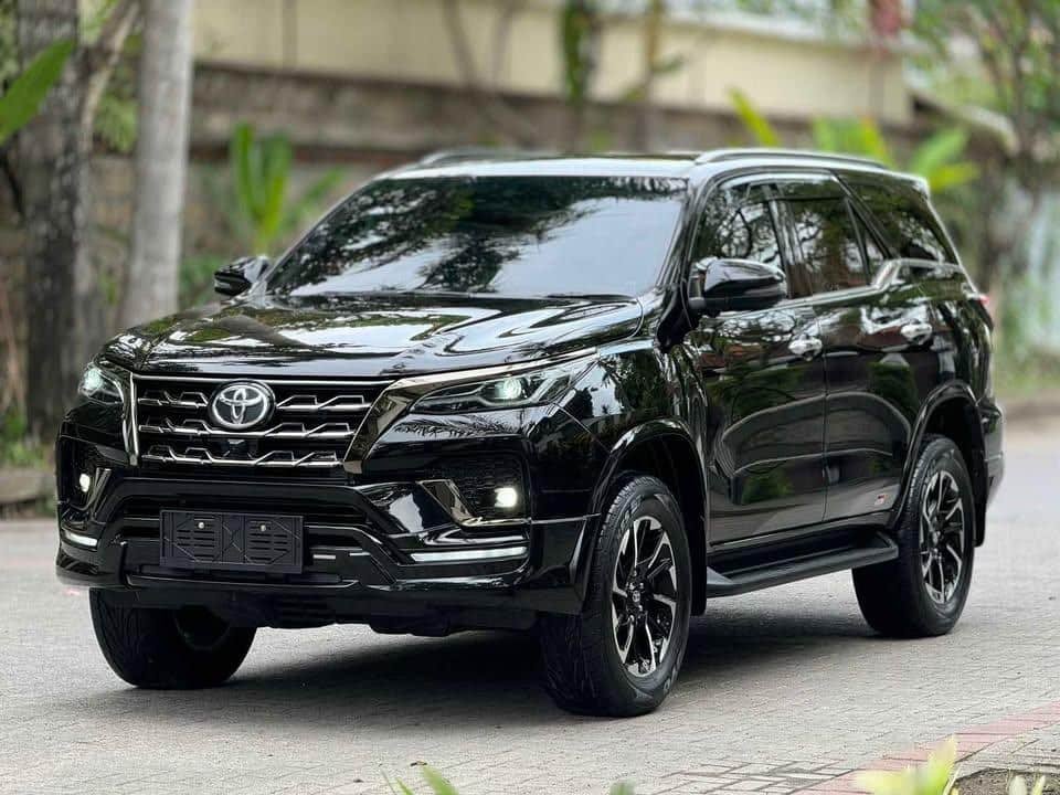 Toyota Fortuner GR Sport