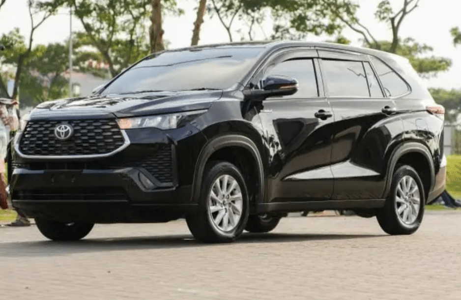 Toyota Innova Zenix G