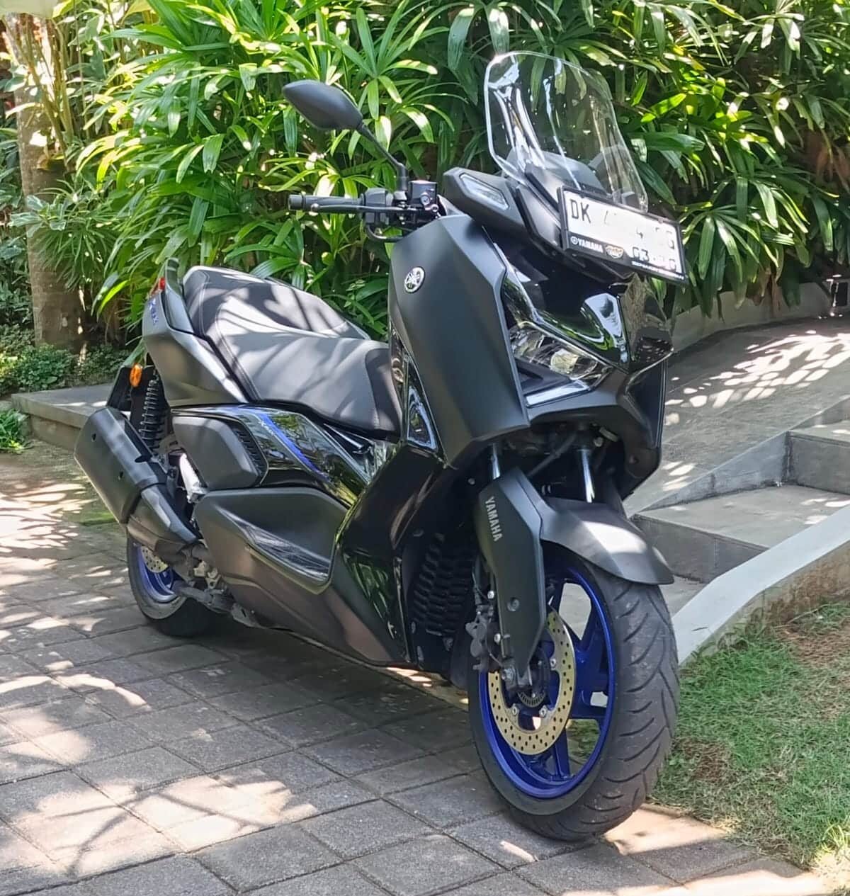 YAMAHA XMAX
