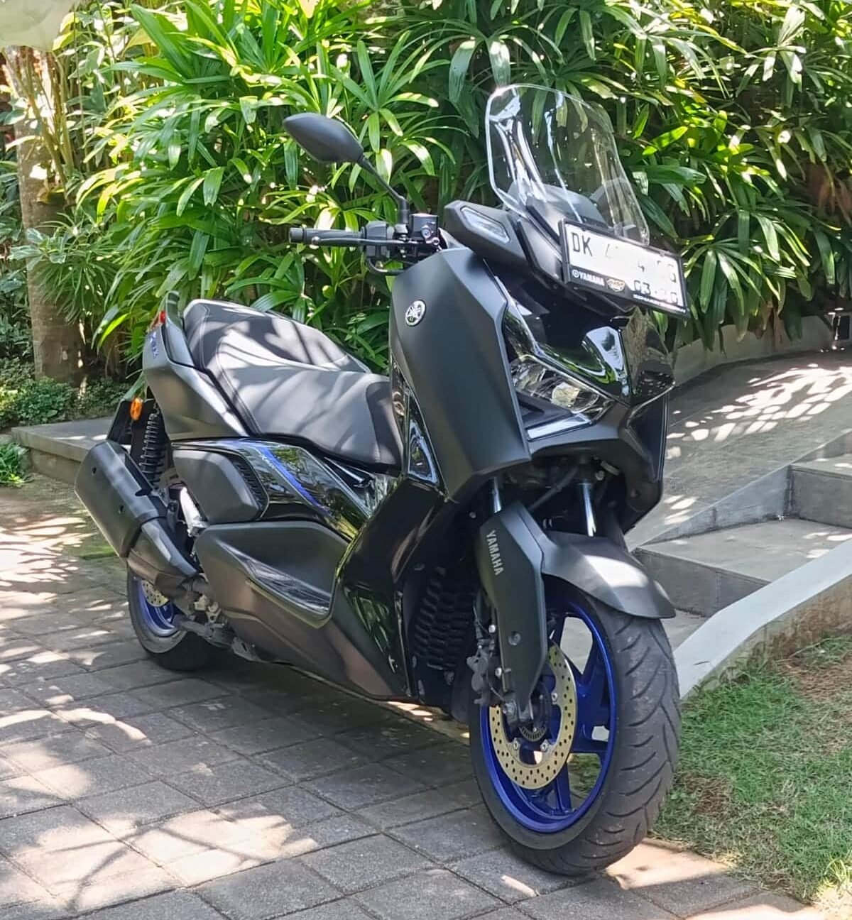 YAMAHA XMAX